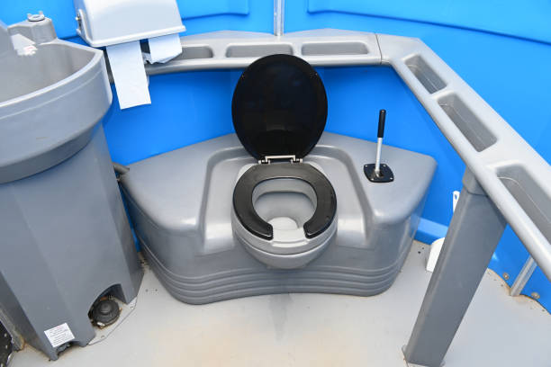 Porta potty rental for outdoor events in Newark, AR